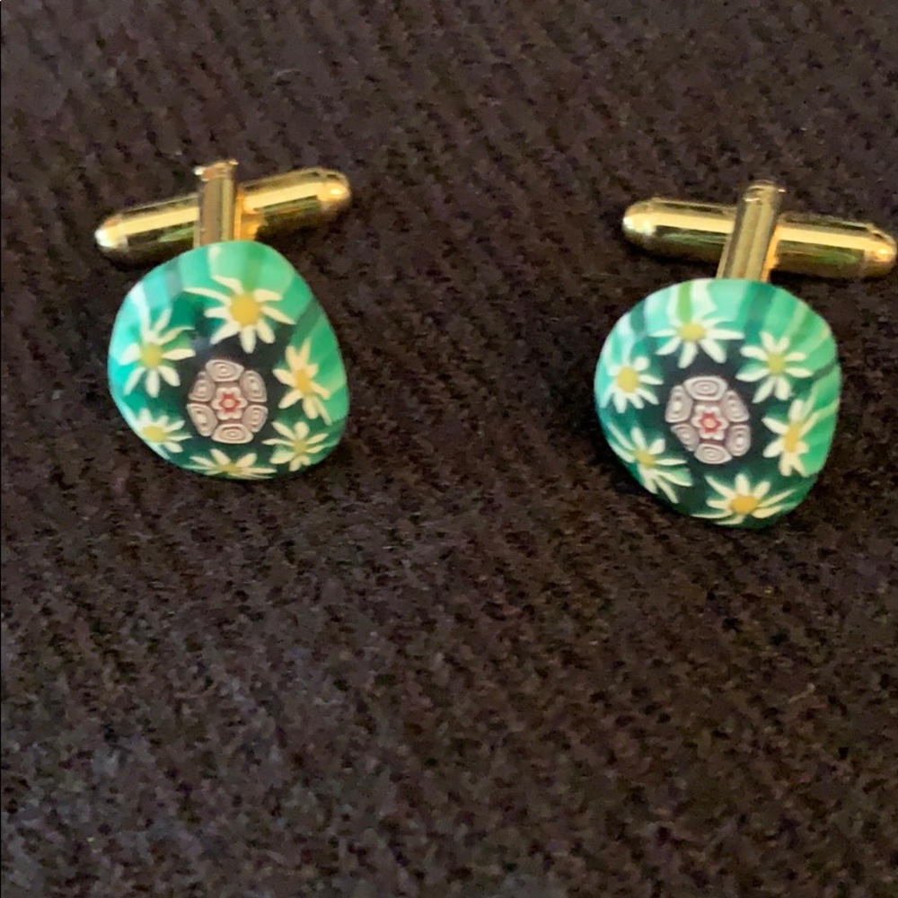 Cuff links